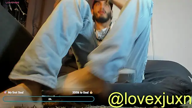 LovexJuxn8 online show from 03-14-26, 09:20