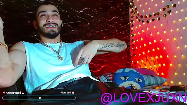 LovexJuxn8 online show from 06-02-26, 08:33