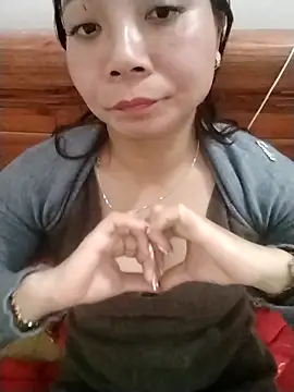 cute-shine online show from 02-23-26, 05:16