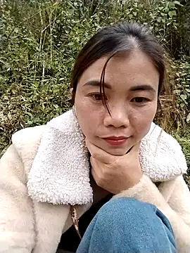 Snapshot of lovely-742 chatting on 02-22-26, 07:29 lovely-742 online show from 02-22-26, 07:29