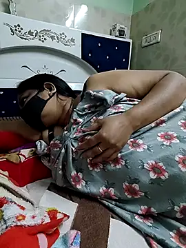 Snapshot of Joyti_07 chatting on 02-28-26, 04:35 Joyti 07 online show from 02-28-26, 04:35