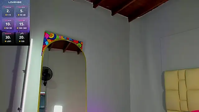 Snapshot of Zaphiro__Sky chatting on 02-20-26, 08:49 Zaphiro Sky online show from 02-20-26, 08:49