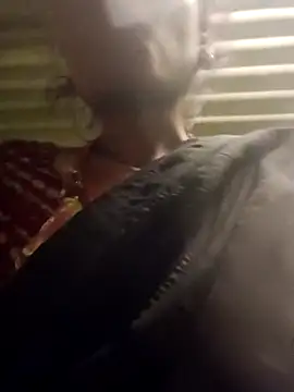 Desi Couple P online show from 05-02-26, 04:01