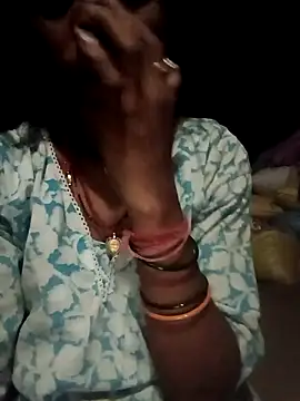 Desi Couple P online show from 05-05-26, 04:37