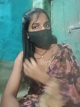 Snapshot of Desi_Couple_P chatting on 06-17-26, 01:45 Desi Couple P online show from 06-17-26, 01:45