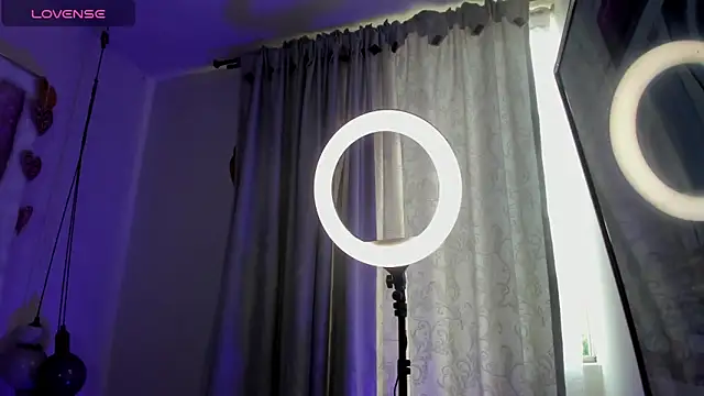 Snapshot of Chhloe69 chatting on 02-11-26, 02:55 Chhloe69 online show from 02-11-26, 02:55