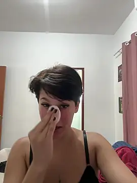Snapshot of LissPerolaa chatting on 07-20-26, 12:18 LissPerolaa online show from 07-20-26, 12:18