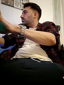 Snapshot of espanolmadrid94 chatting on 02-14-26, 11:45 espanolmadrid94 online show from 02-14-26, 11:45