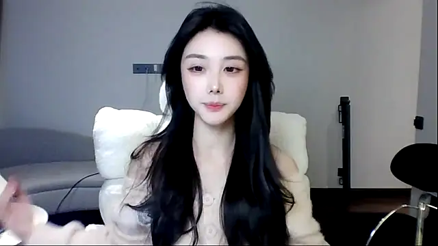 MedeLineayr online show from 03-04-26, 03:40