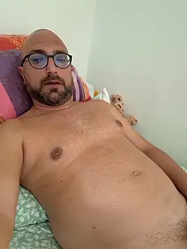 Snapshot of cetriolino chatting on 06-05-26, 03:18 cetriolino online show from 06-05-26, 03:18