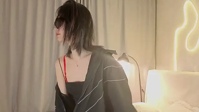 Snapshot of BeatrisRosel chatting on 02-20-26, 06:30 BeatrisRosel online show from 02-20-26, 06:30