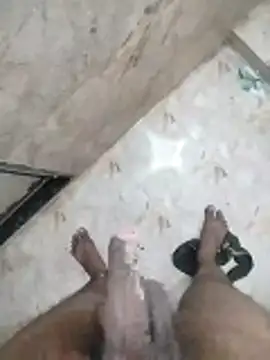 soni8850 online show from 04-12-26, 06:18