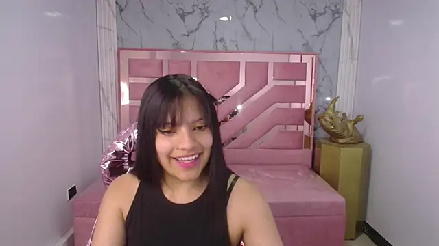 Snapshot of susan_ch1 chatting on 02-26-26, 07:35 susan ch1 online show from 02-26-26, 07:35