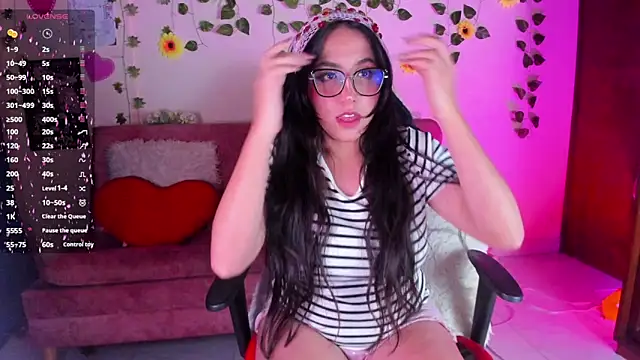 Hanna Tm online show from 03-18-26, 02:04