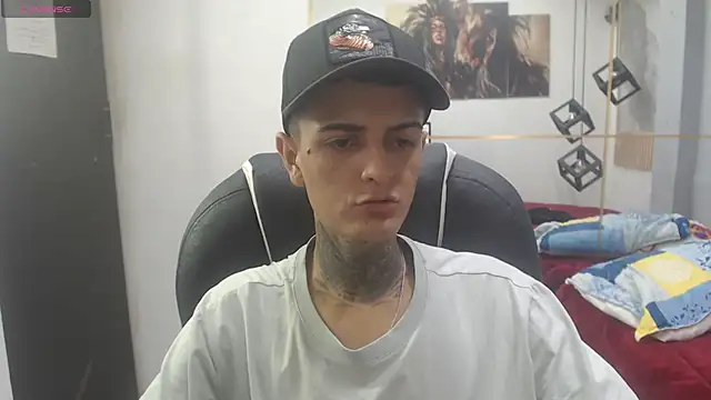 Snapshot of benjamin_anthony chatting on 02-24-26, 02:31 benjamin anthony online show from 02-24-26, 02:31