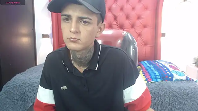 Snapshot of benjamin_anthony chatting on 02-28-26, 02:29 benjamin anthony online show from 02-28-26, 02:29