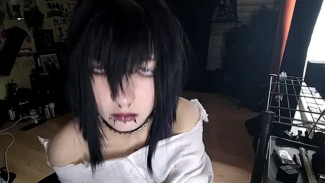 Snapshot of Shempert_ghot chatting on 02-16-26, 11:06 Shempert ghot online show from 02-16-26, 11:06