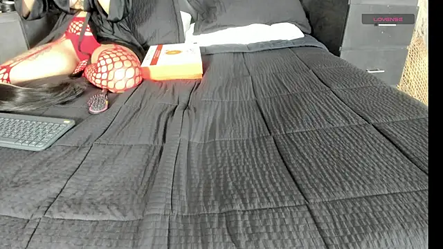 MarcoAndAllice online show from 04-05-26, 05:59