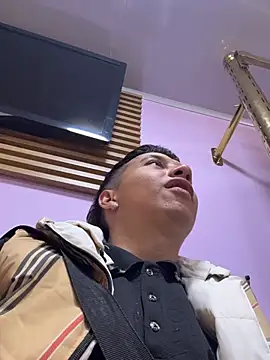 Snapshot of Jhony_rayder chatting on 02-15-26, 08:38 Jhony rayder online show from 02-15-26, 08:38