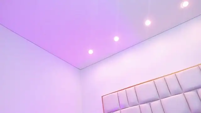 Violetta-foxx online show from 04-06-26, 07:26