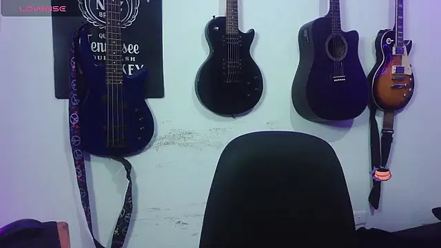 Snapshot of Tattoo__Couple chatting on 03-03-26, 07:47 Tattoo Couple online show from 03-03-26, 07:47