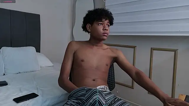 Twink Alex19 online show from 02-19-26, 12:34