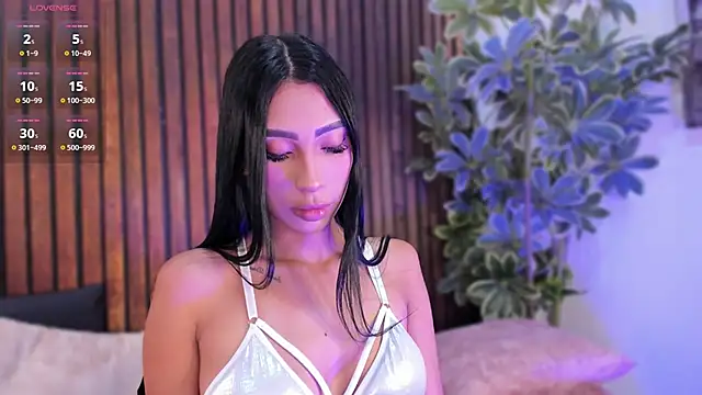 Snapshot of _victoria_lee chatting on 02-24-26, 12:47 victoria lee online show from 02-24-26, 12:47