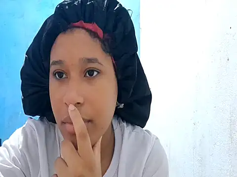 MadelynStamant online show from 03-09-26, 12:20