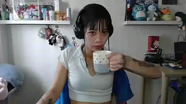 Snapshot of GloryKulikowski chatting on 03-02-26, 12:57 GloryKulikowski online show from 03-02-26, 12:57