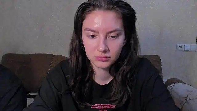 Snapshot of love_lina_muuur chatting on 02-22-26, 02:48 love lina muuur online show from 02-22-26, 02:48