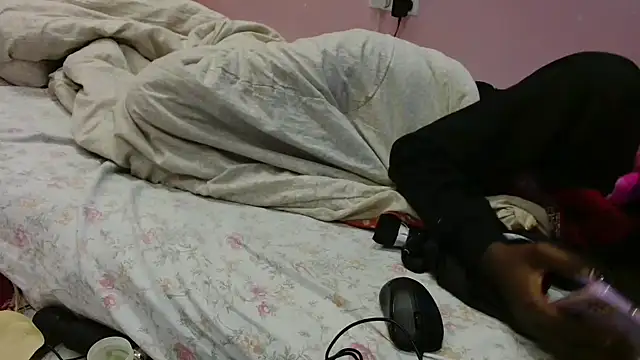 samkelo2013 online show from 03-09-26, 07:23