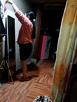 Snapshot of nelina_12345 chatting on 02-20-26, 10:32 nelina 12345 online show from 02-20-26, 10:32