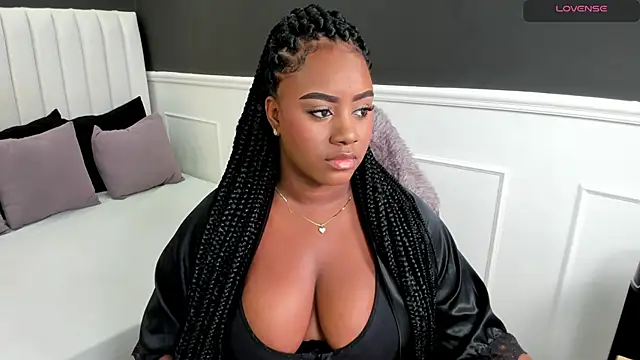 laia fisher  online show from 04-14-26, 10:38