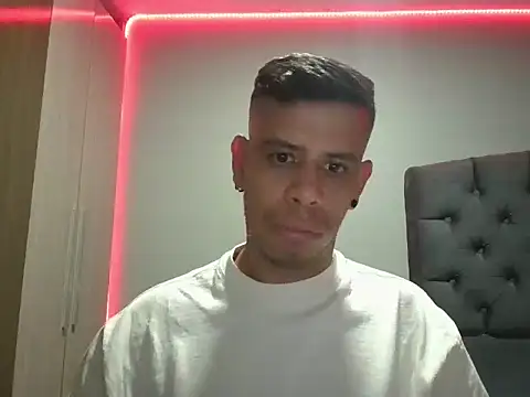 Snapshot of WILD_BIGCOCK35 chatting on 03-01-26, 01:51 WILD BIGCOCK35 online show from 03-01-26, 01:51