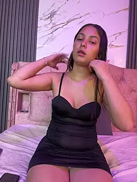 Snapshot of Lucyfer_fire chatting on 02-24-26, 11:30 Lucyfer fire online show from 02-24-26, 11:30