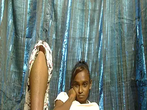 Snapshot of SassyXindian chatting on 02-22-26, 07:29 SassyXindian online show from 02-22-26, 07:29