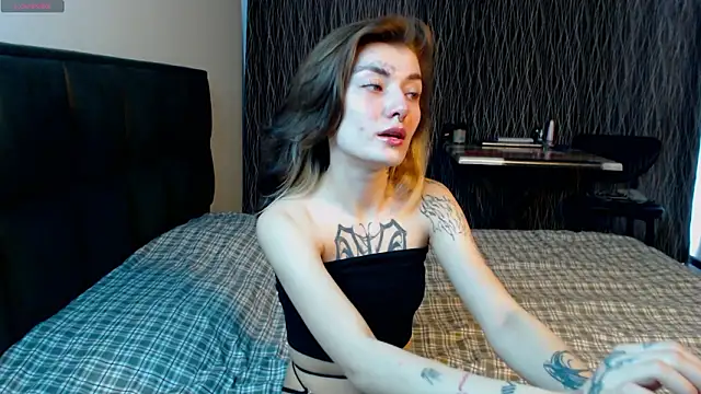 Snapshot of MilaMyst chatting on 03-01-26, 07:54 MilaMyst online show from 03-01-26, 07:54