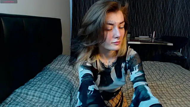 Snapshot of MilaMyst chatting on 03-03-26, 07:58 MilaMyst online show from 03-03-26, 07:58