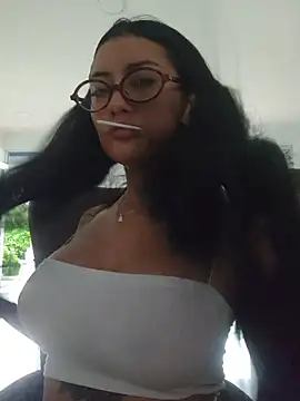 Roma xxx online show from 04-14-26, 10:05