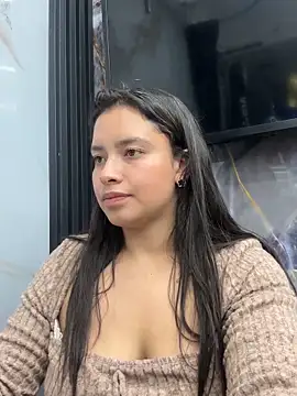 Miss Bella Flame online show from 04-16-26, 09:50