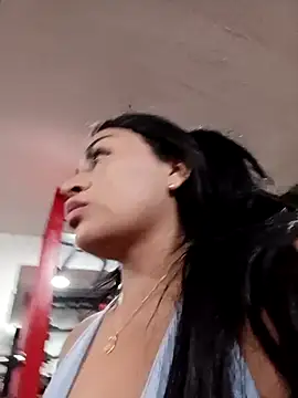 Snapshot of ValeriaVilla2 chatting on 02-18-26, 01:23 ValeriaVilla2 online show from 02-18-26, 01:23