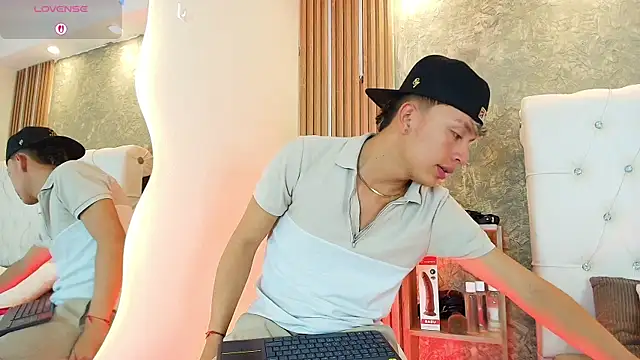 Dark Nico online show from 04-10-26, 03:56