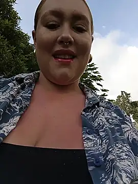 Snapshot of Freckless_ chatting on 02-21-26, 08:43 Freckless online show from 02-21-26, 08:43