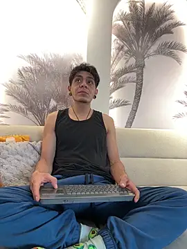 abrilandjulian online show from 04-09-26, 11:48