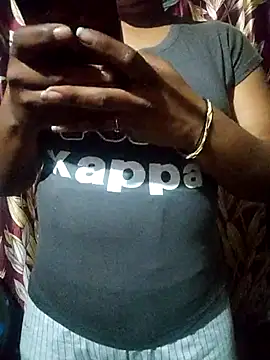 Snapshot of SCGBHJN chatting on 02-14-26, 06:04 SCGBHJN online show from 02-14-26, 06:04