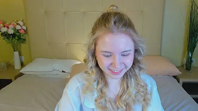 Linda  Bloom online show from 03-22-26, 01:09