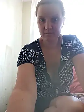 Snapshot of SusanGold9211 chatting on 07-14-26, 10:09 SusanGold9211 online show from 07-14-26, 10:09