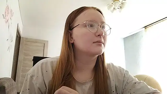 AnikaLipps online show from 07-14-26, 01:39