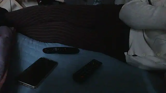 luanahot1 online show from 04-14-26, 12:00