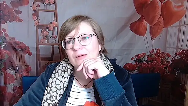 Snapshot of RadaChudna chatting on 02-24-26, 06:00 RadaChudna online show from 02-24-26, 06:00